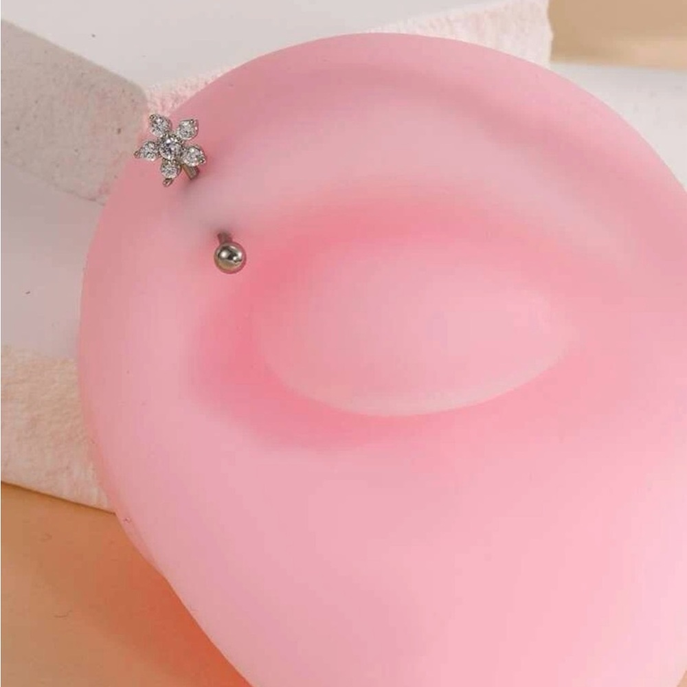 16g 1 Piece 316 Surgical Stainless Steel EYEBROW Ring CZ Flower Design NWT - Picture 5 of 10